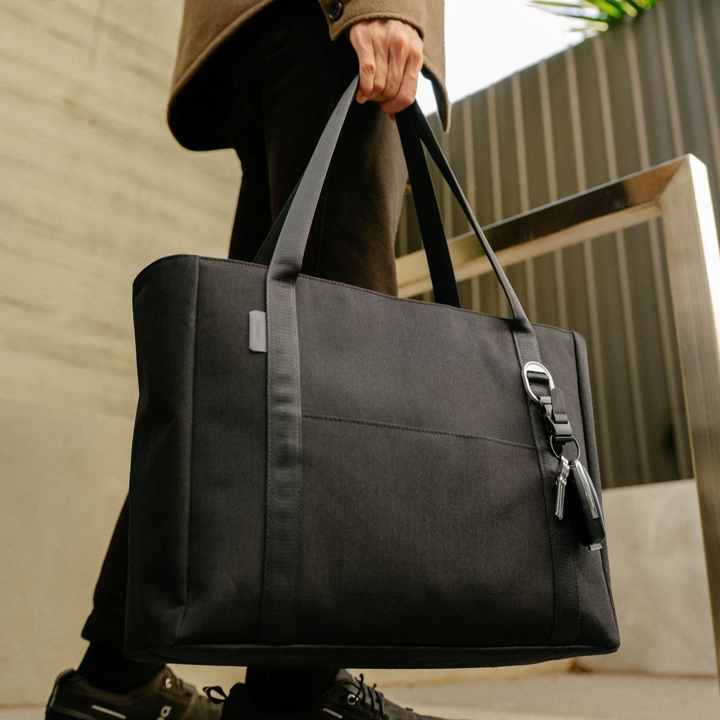21l-black
